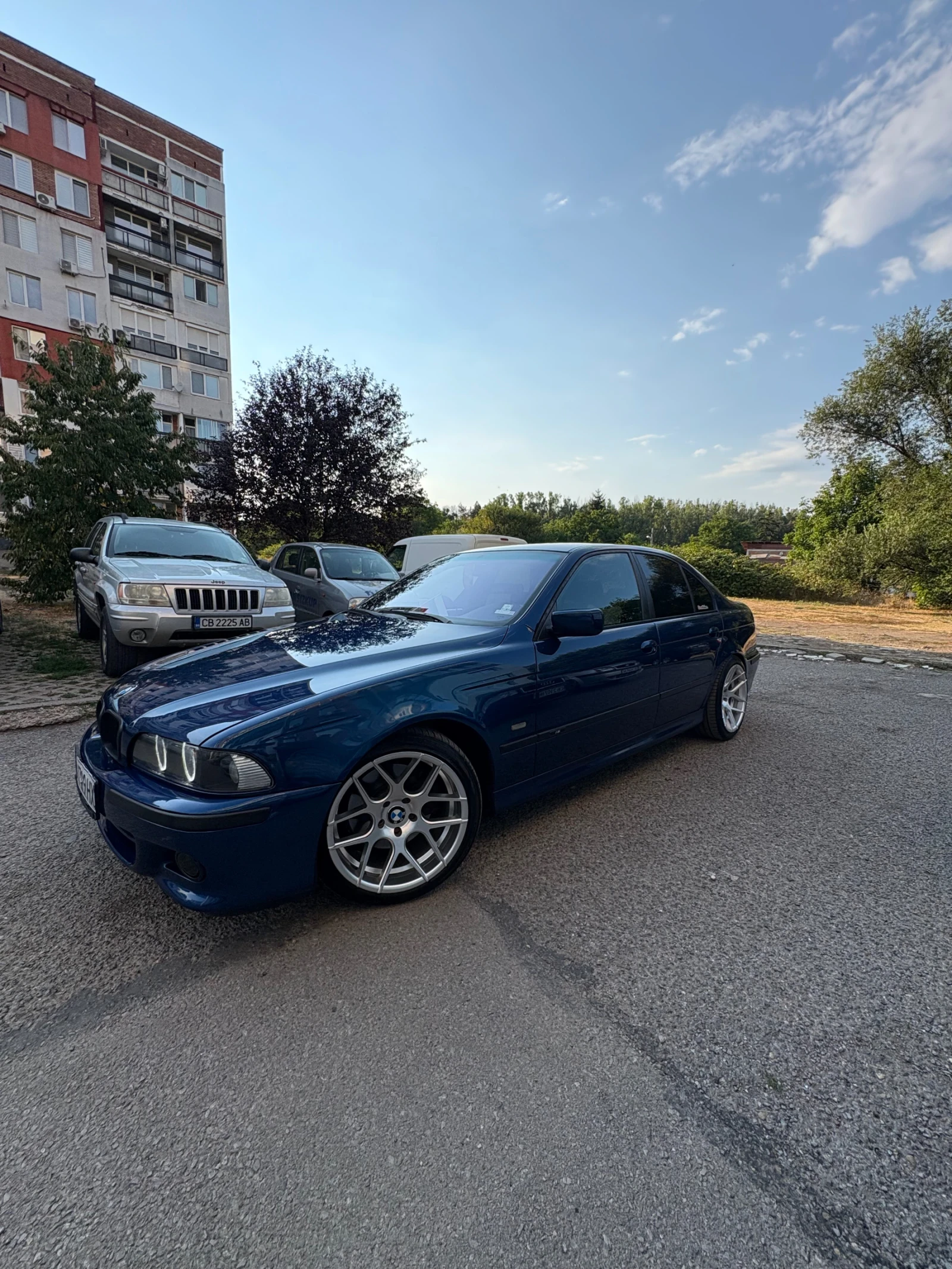 BMW 528, снимка 8 - Автомобили и джипове - 55806363
