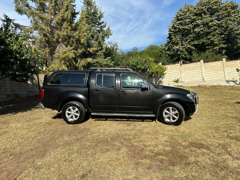 Nissan Navara 2.5 dCi, снимка 4 - Автомобили и джипове - 46960273