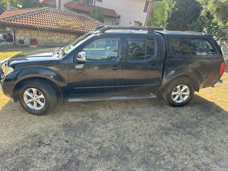 Nissan Navara 2.5 dCi, снимка 5 - Автомобили и джипове - 46960273