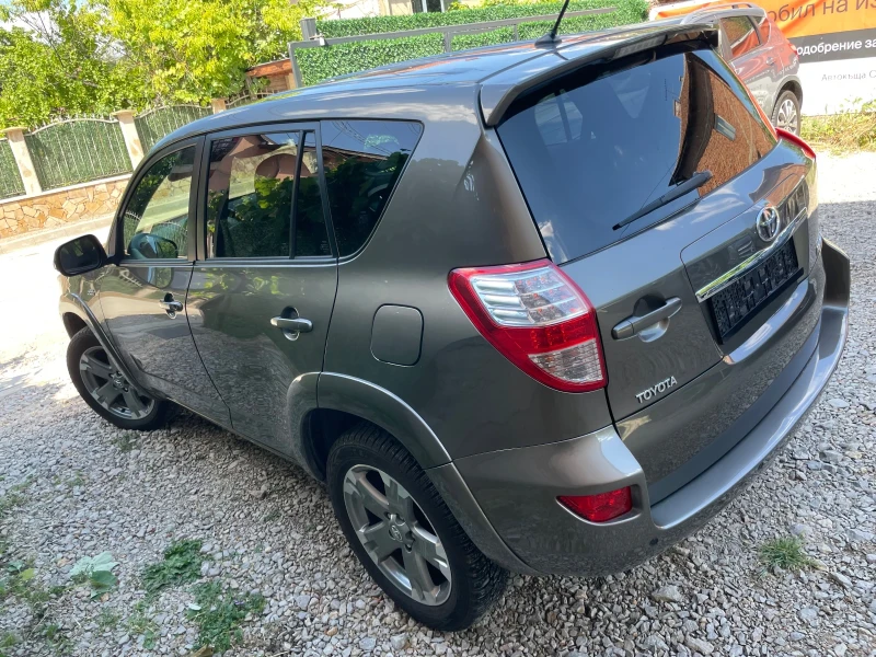 Toyota Rav4 2.2D 150коня Автомат, снимка 6 - Автомобили и джипове - 47560346