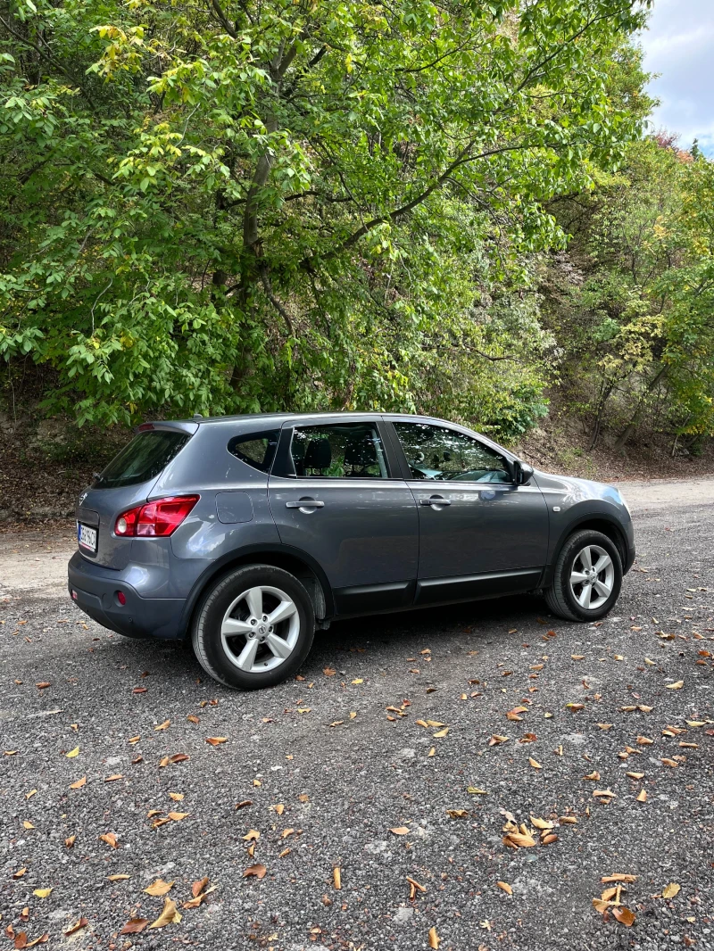 Nissan Qashqai 2.0D 4x4, снимка 5 - Автомобили и джипове - 47563658