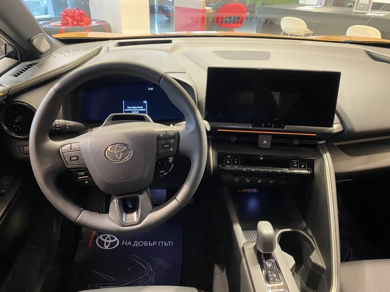 Toyota C-HR Premier Edition, снимка 3 - Автомобили и джипове - 52624319