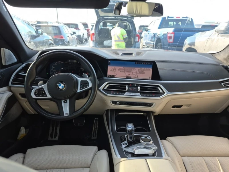 BMW X7 * M50I * CARFAX * , снимка 11 - Автомобили и джипове - 53027394