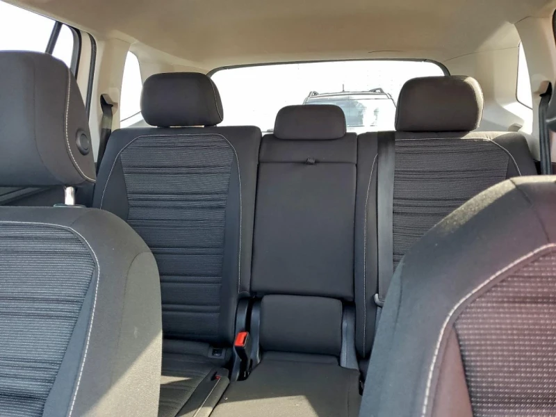 VW Tiguan S, снимка 10 - Автомобили и джипове - 53200451