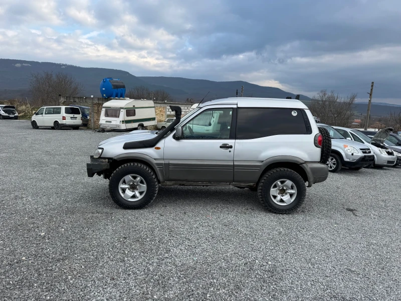 Nissan Terrano 3.0 КЛИМАТИК БЕЗ ТОЧКА РЪЖДА, снимка 9 - Автомобили и джипове - 53462683