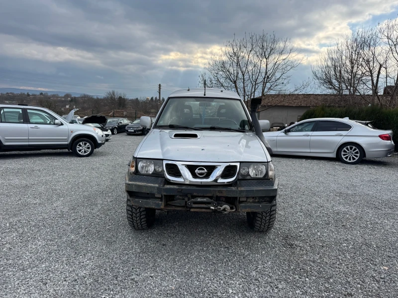 Nissan Terrano 3.0 КЛИМАТИК БЕЗ ТОЧКА РЪЖДА, снимка 2 - Автомобили и джипове - 53462683