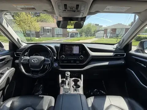 Toyota Highlander HYBRID LIMITED AWD * 8 МЕСТА * CARFAX * , снимка 12 - Автомобили и джипове - 55190395