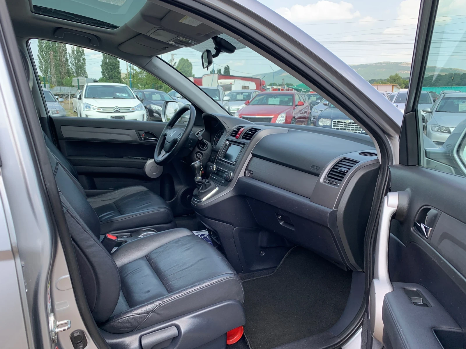 Honda Cr-v 2.0-EXECUTIVE-РЪЧКА-1Г-ГАРАНЦИЯ--НИДЕРЛАНДИЯ - изображение 10