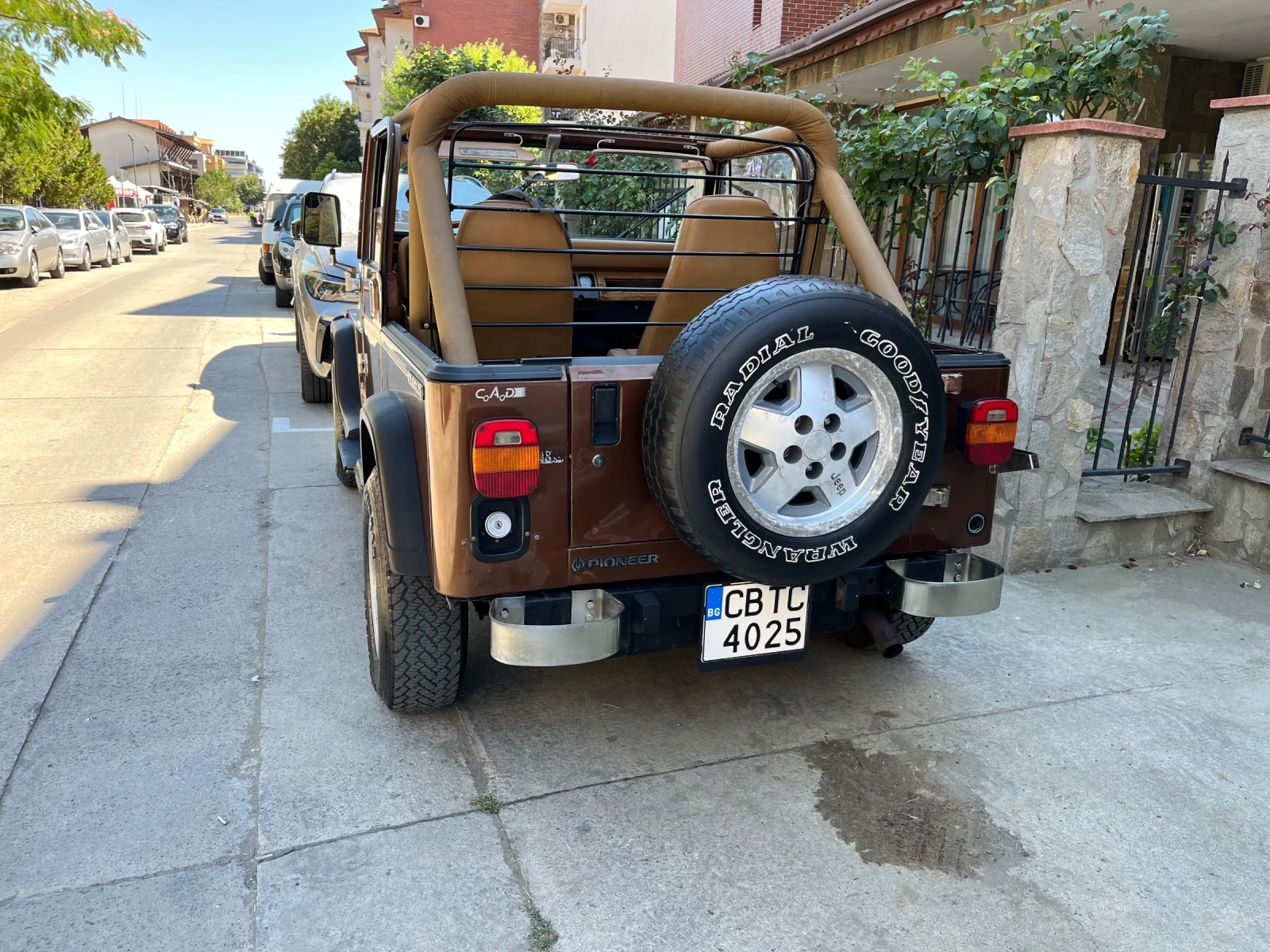 Jeep Wrangler  - изображение 2