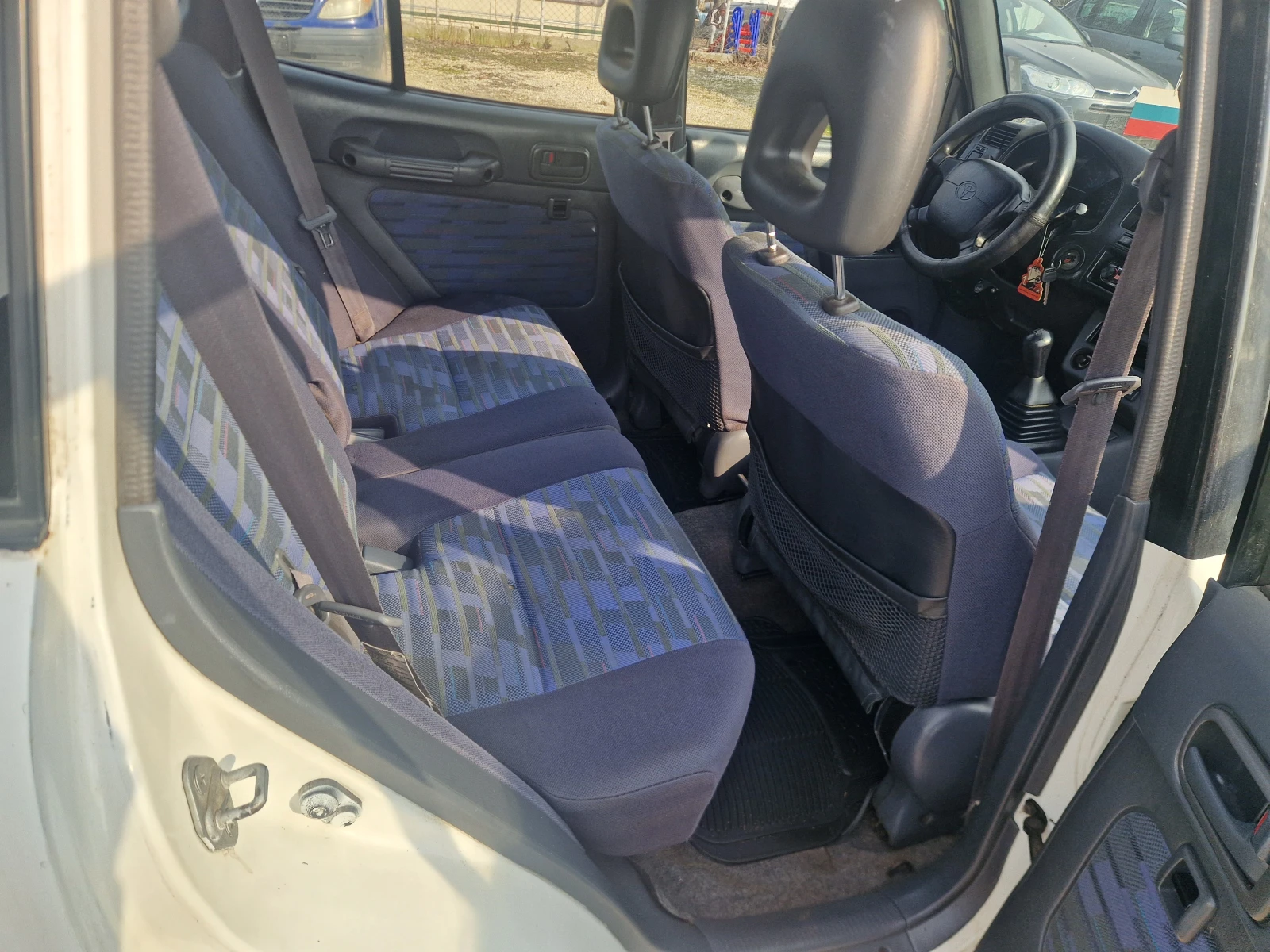 Toyota Rav4 2.0I/КЛИМАТИК/4Х4, снимка 11 - Автомобили и джипове - 53724095