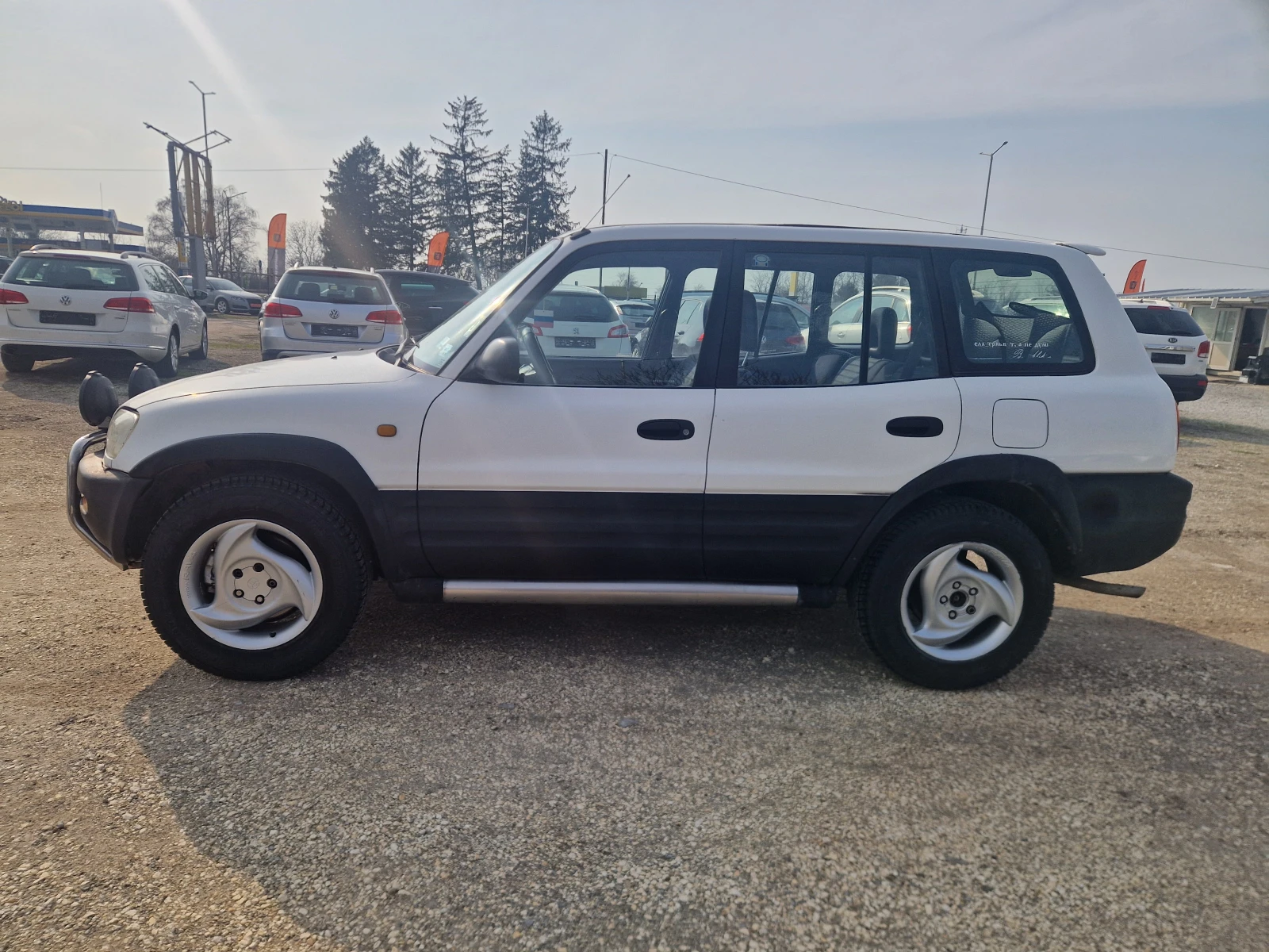 Toyota Rav4 2.0I/КЛИМАТИК/4Х4, снимка 8 - Автомобили и джипове - 53724095