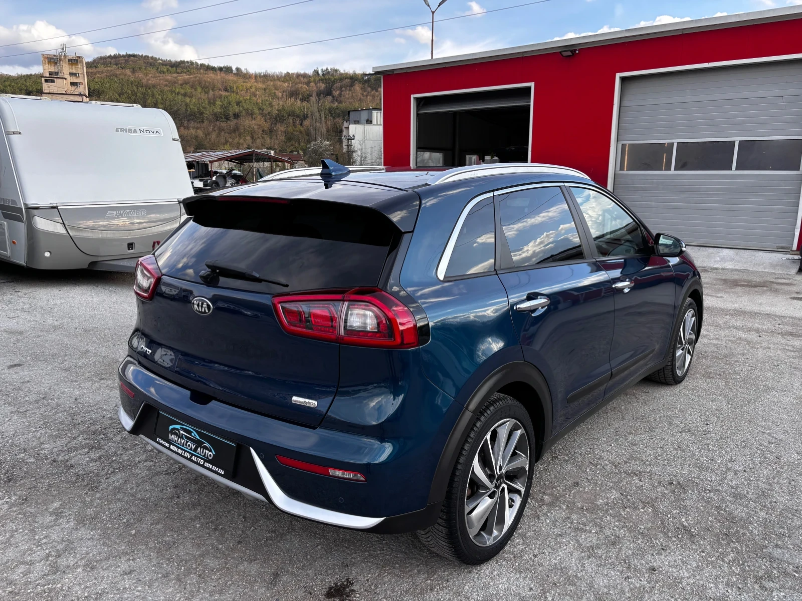 Kia Niro 1.6HYBRID /НАВИ/CAR PLAY/КОЖА/КАМЕРА/ЕЛ.СЕДАЛКИ, снимка 3 - Автомобили и джипове - 54153954