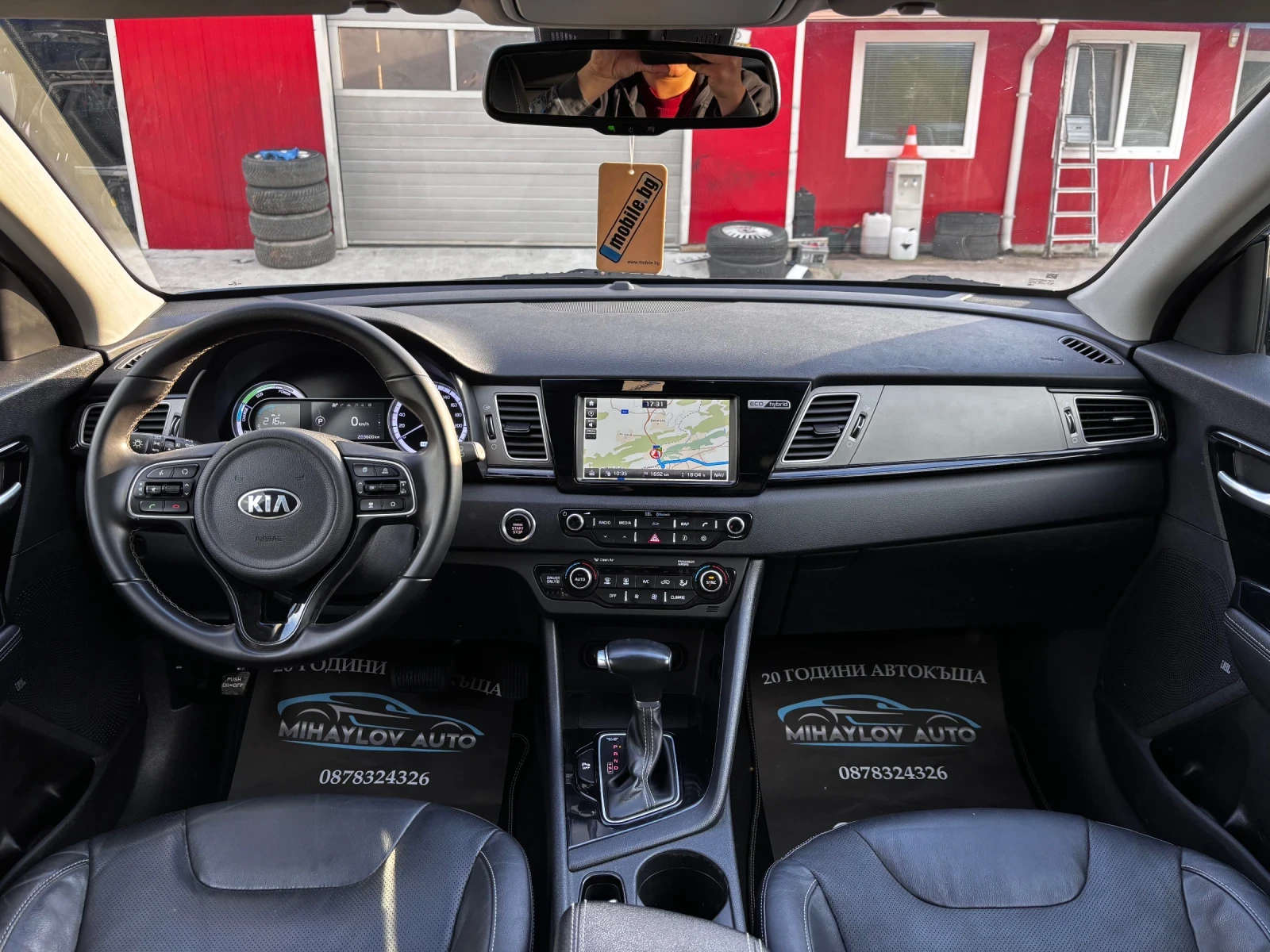 Kia Niro 1.6HYBRID /НАВИ/CAR PLAY/КОЖА/КАМЕРА/ЕЛ.СЕДАЛКИ, снимка 11 - Автомобили и джипове - 54153954