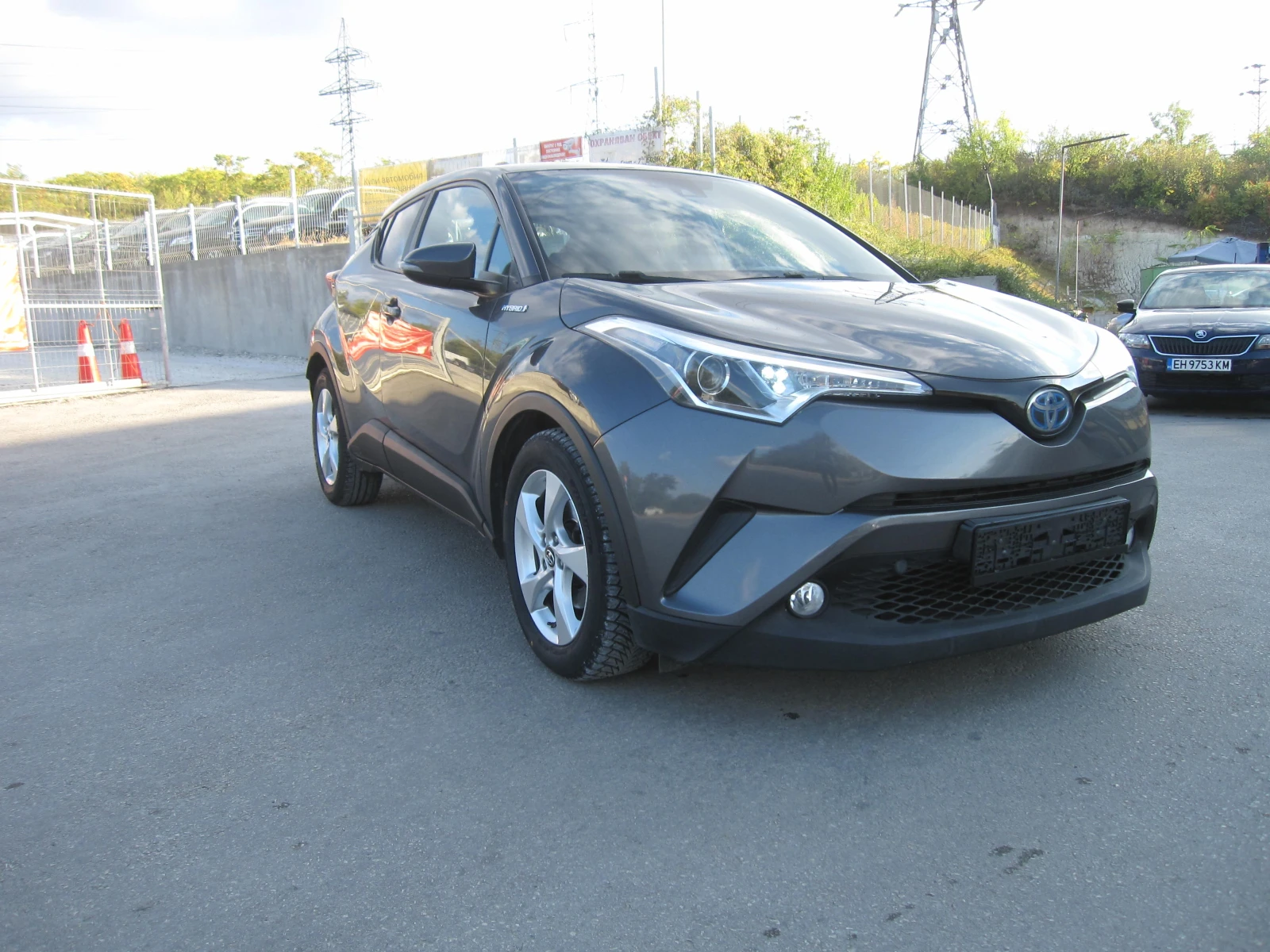 Toyota C-HR 1, 8-������, � ��������, ���������, ������ | Mobile.bg � ����������� 2