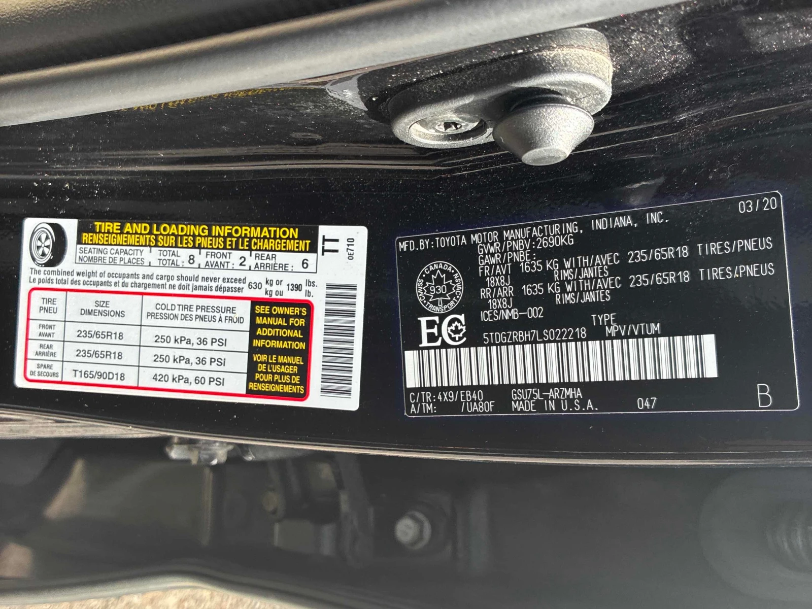 Toyota Highlander * XLE * АВТОКРЕДИТ БЕЗ ПЪРВОНАЧАЛНА ВНОСКА* , снимка 12 - Автомобили и джипове - 56128228