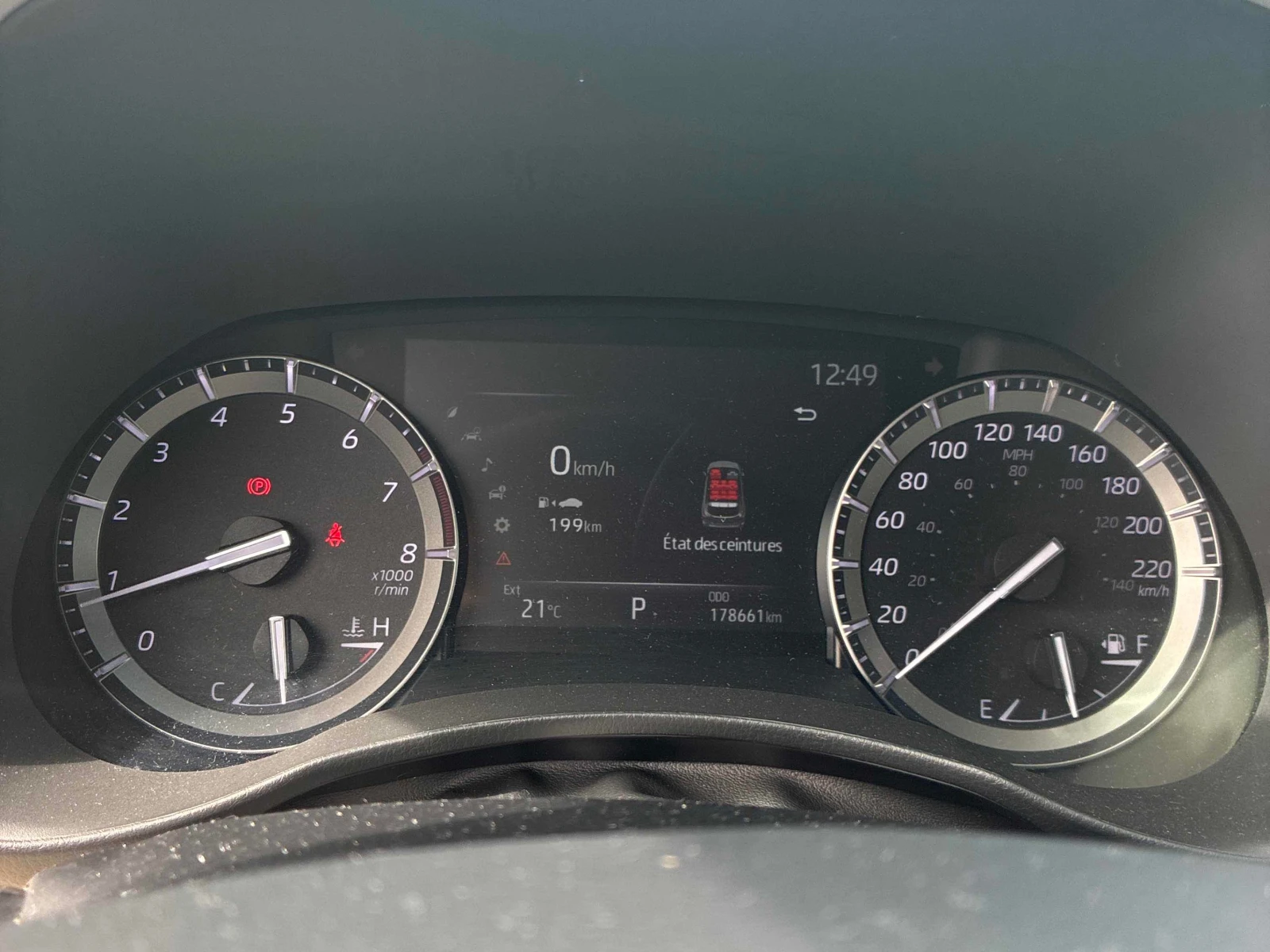 Toyota Highlander * XLE * АВТОКРЕДИТ БЕЗ ПЪРВОНАЧАЛНА ВНОСКА* , снимка 8 - Автомобили и джипове - 56128228