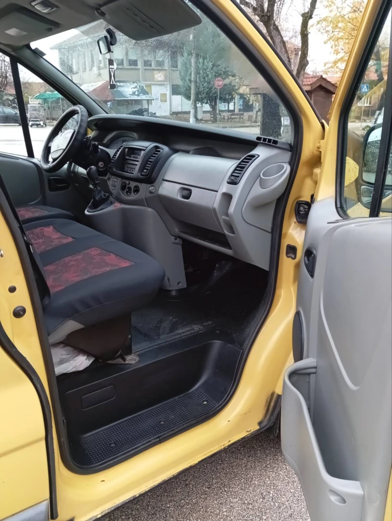 Renault Trafic 1, 9 DCI, снимка 10 - Бусове и автобуси - 52614397