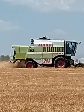 Комбайн Claas MEGA 208, снимка 2
