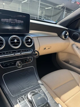 Mercedes-Benz C 300, снимка 13