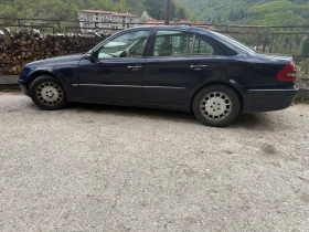 Mercedes-Benz E 220, снимка 5