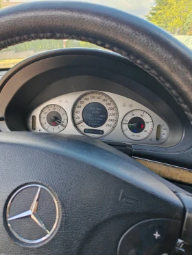 Mercedes-Benz E 280, снимка 10