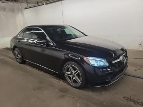 Mercedes-Benz C 300 4MATIC Sedan * CARFAX* 
