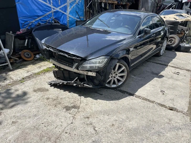 Mercedes-Benz CLS 350 3.5 cdi на части, снимка 1 - Автомобили и джипове - 45726893