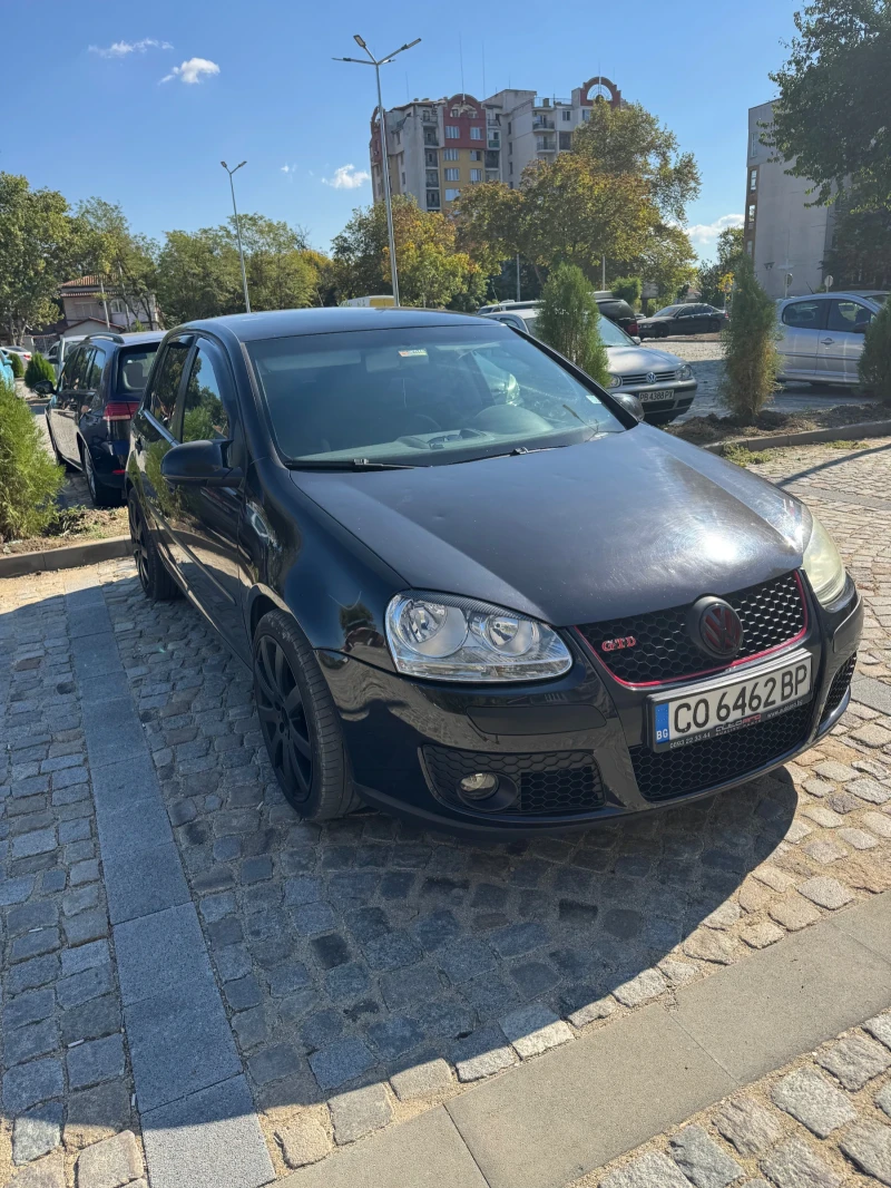 VW Golf, снимка 1 - Автомобили и джипове - 47608887