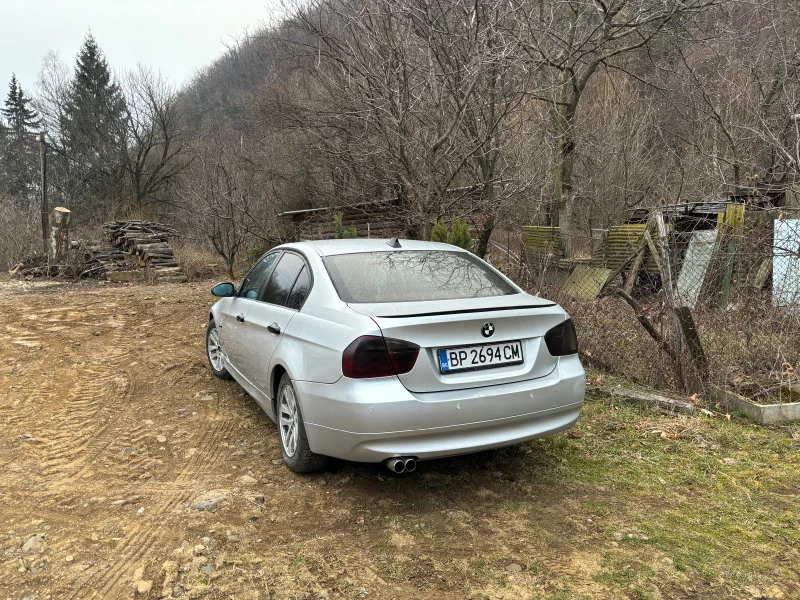 BMW 320 Алкантара, снимка 5 - Автомобили и джипове - 48823247