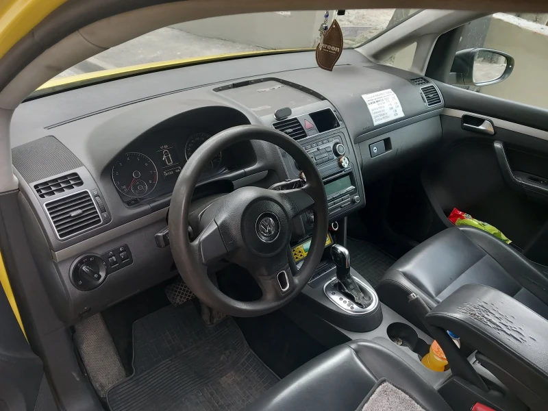 VW Touran CNG, снимка 4 - Автомобили и джипове - 52355610