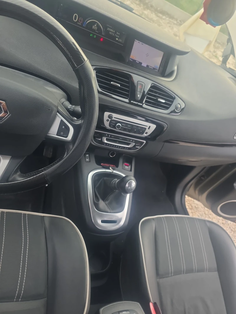 Renault Grand scenic 1.5DCI X.MOD keiles.Navi, снимка 9 - Автомобили и джипове - 52390238