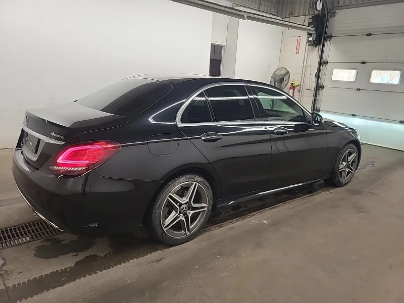 Mercedes-Benz C 300 4MATIC Sedan * CARFAX* , снимка 4 - Автомобили и джипове - 53563549