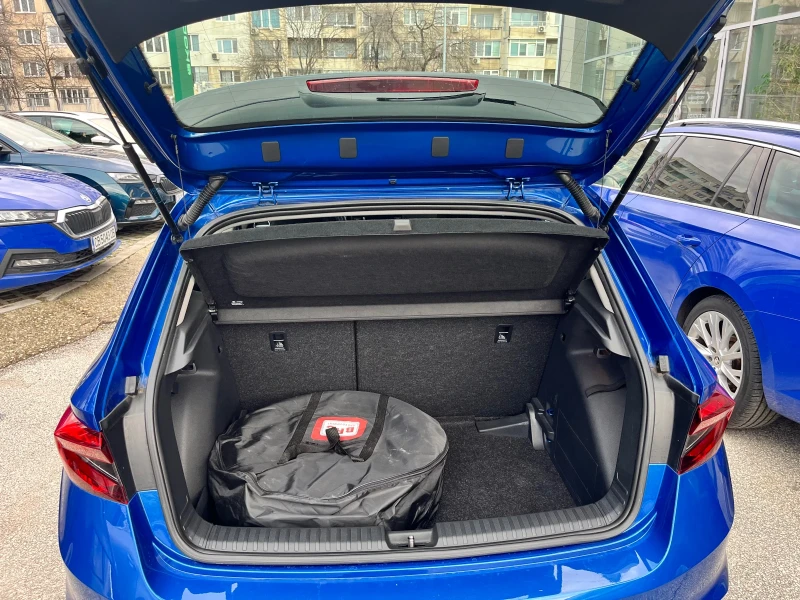 Skoda Fabia 1.0 MPI LPG, снимка 12 - Автомобили и джипове - 53596246