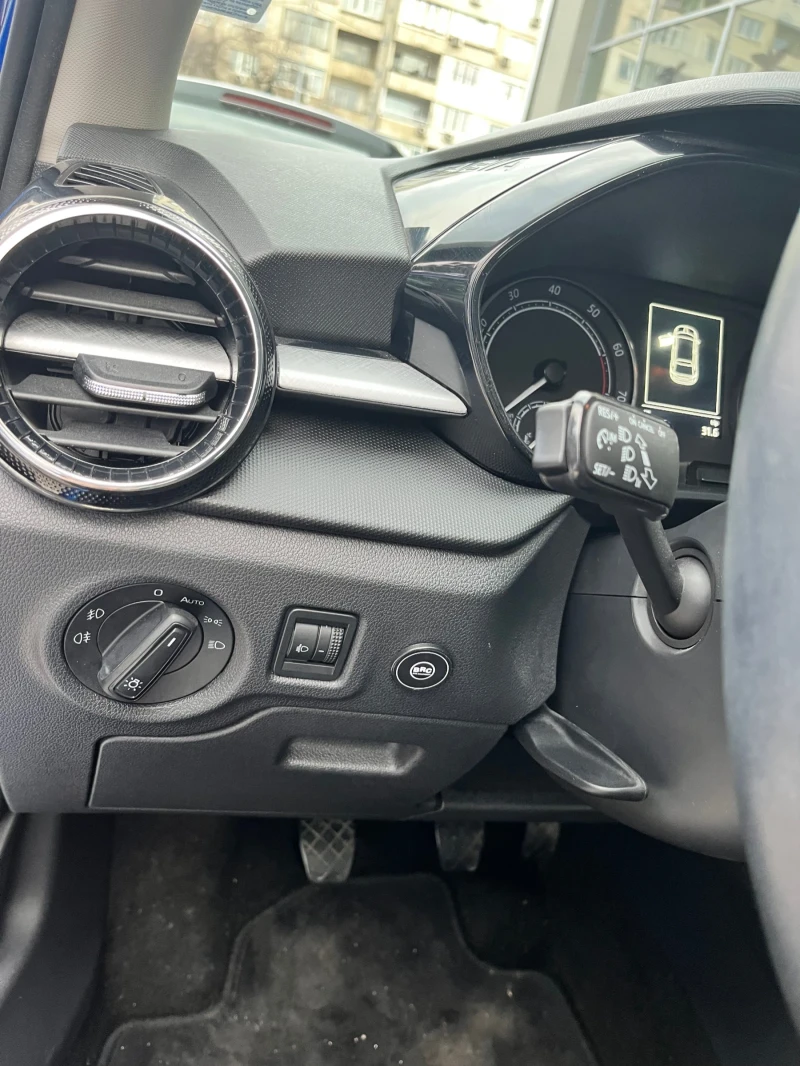 Skoda Fabia 1.0 MPI LPG, снимка 7 - Автомобили и джипове - 53596246