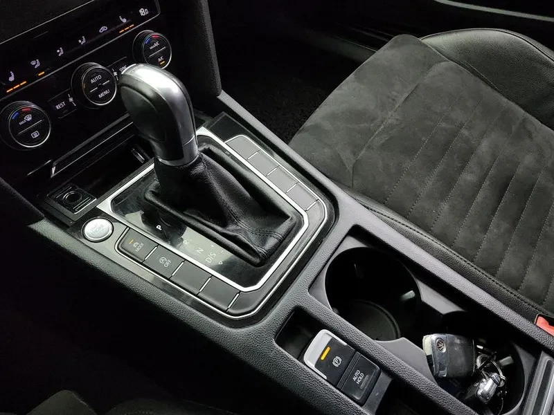 VW Passat Passat Gt(B8) 2.0 Tdi - изображение 9