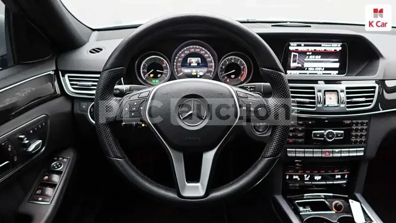 Mercedes-Benz E 350 4MATIC| PANO| ОБДУХ| DISTRONIC| ВКЛЮЧЕН ТЕХНОТЕСТ, снимка 10 - Автомобили и джипове - 54242640