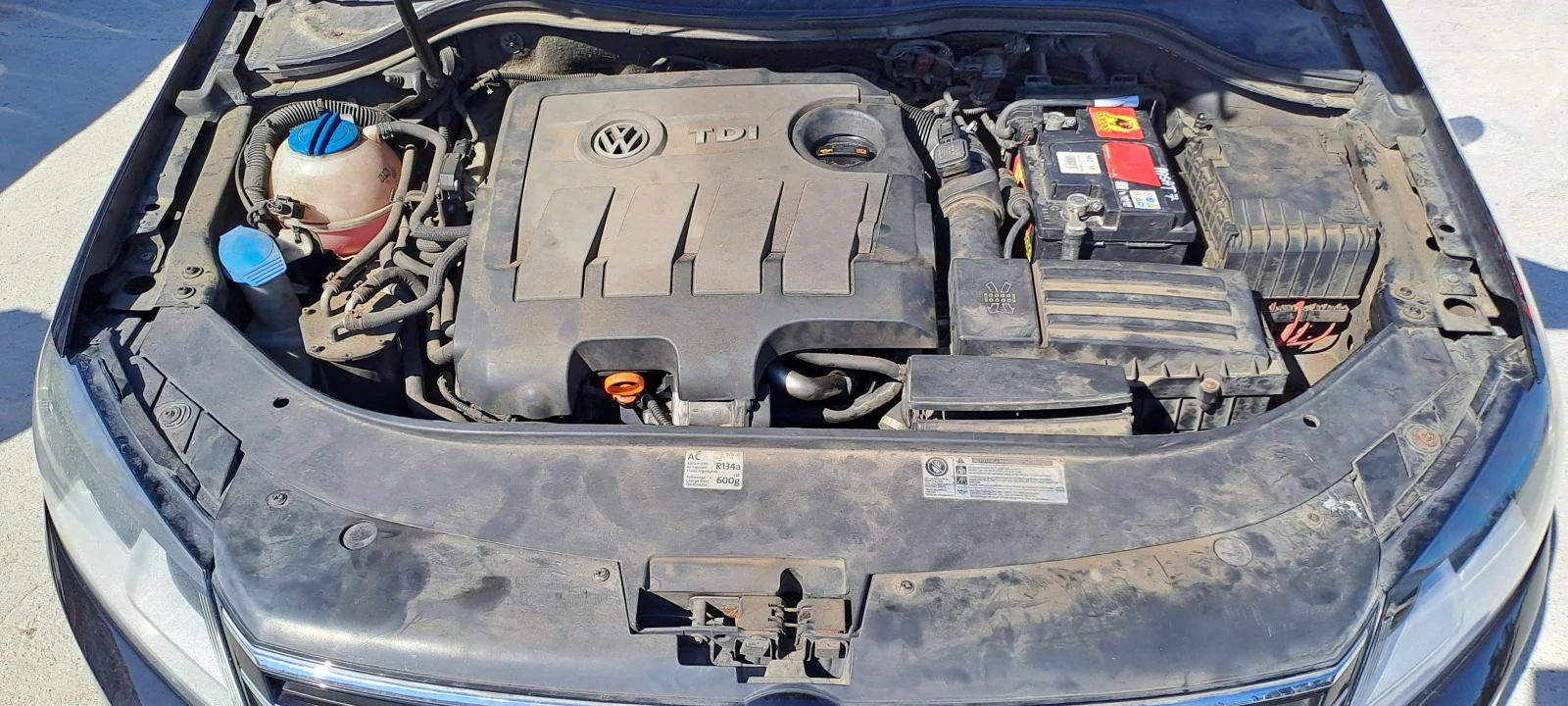 VW Passat 1.6TDI 6скорости - изображение 9