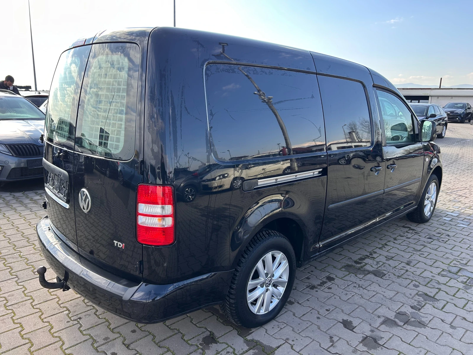 VW Caddy 1.6TDI AVTOMAT/KOJA EURO 5 - изображение 6