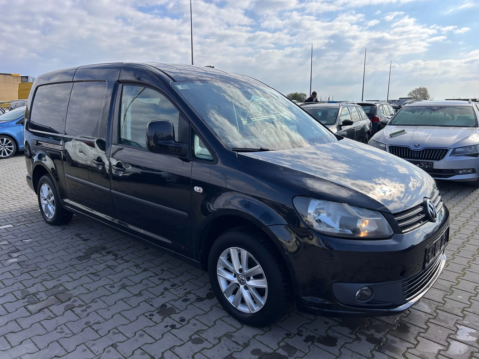 VW Caddy 1.6TDI AVTOMAT/KOJA EURO 5 - изображение 4