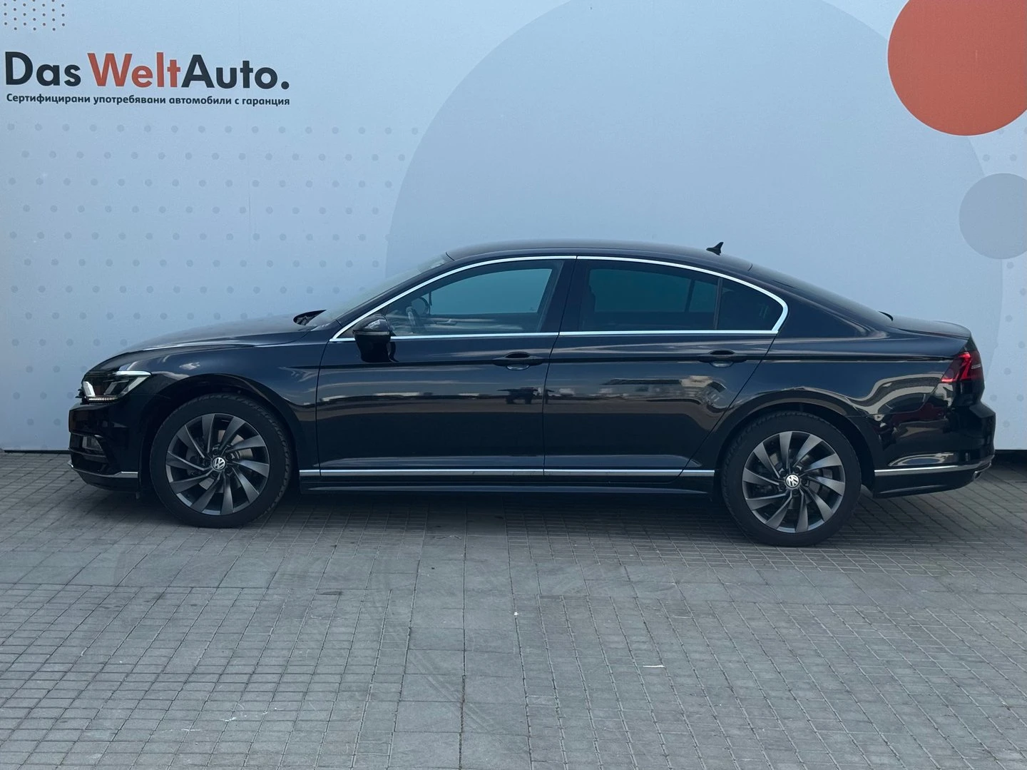 VW Passat 2.0 TDI SCR DSG Highline | Mobile.bg — изображение 2