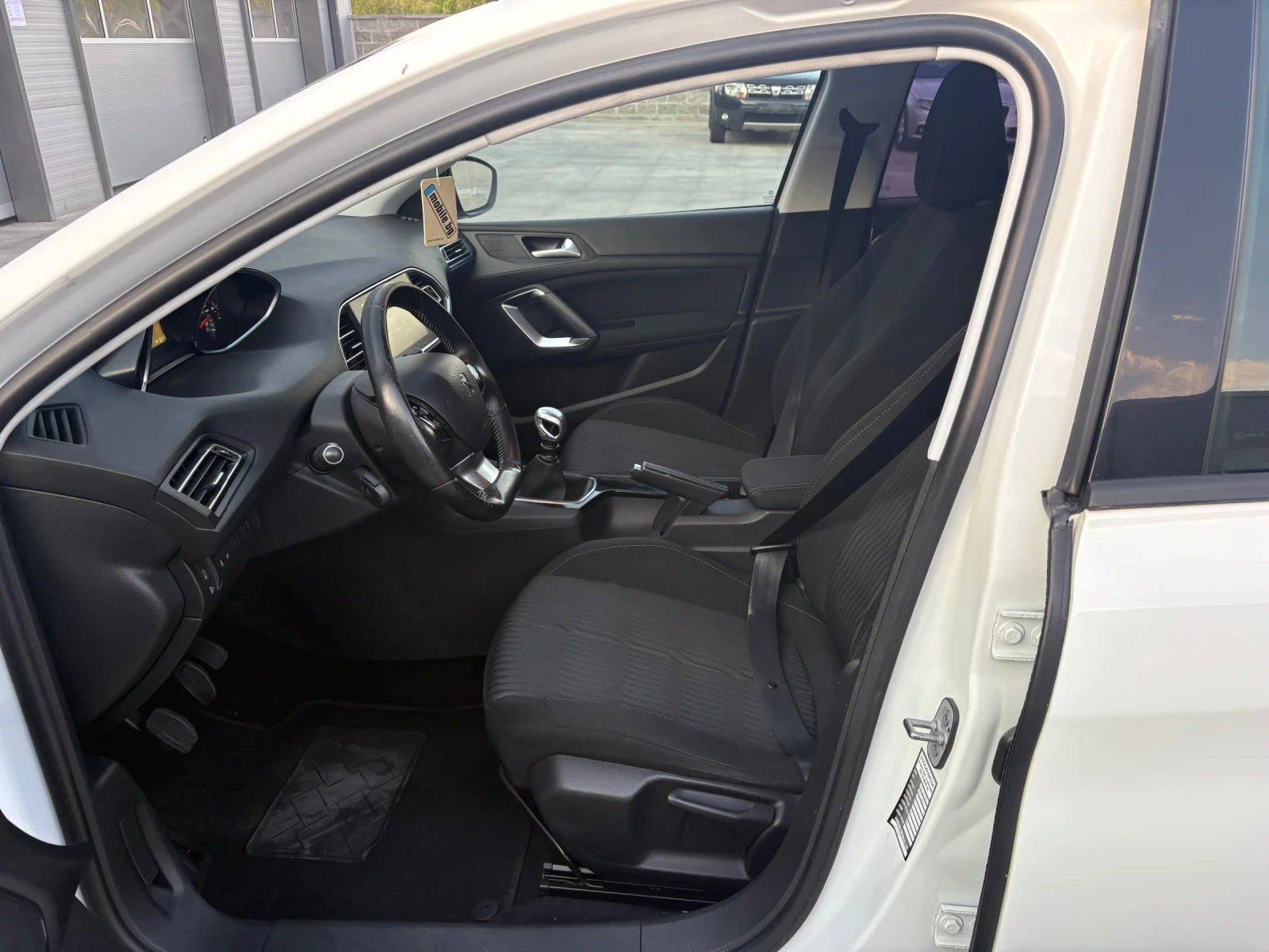 Peugeot 308  - изображение 7