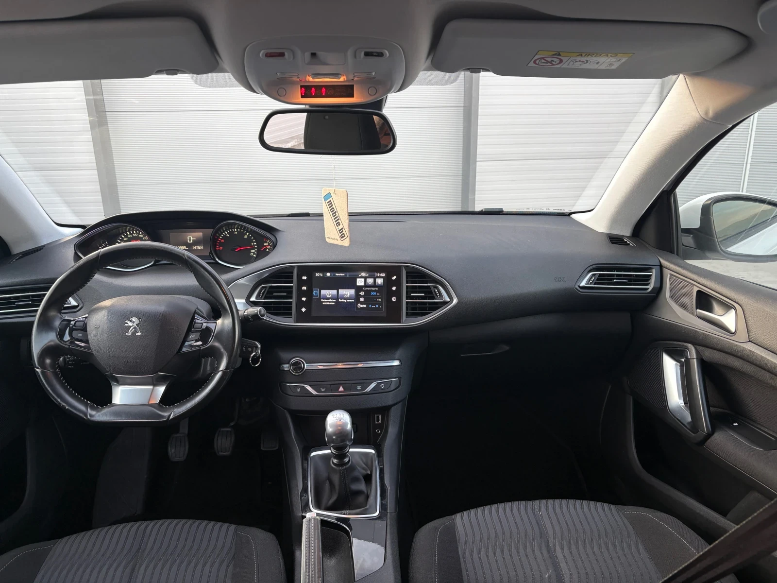 Peugeot 308  - изображение 9