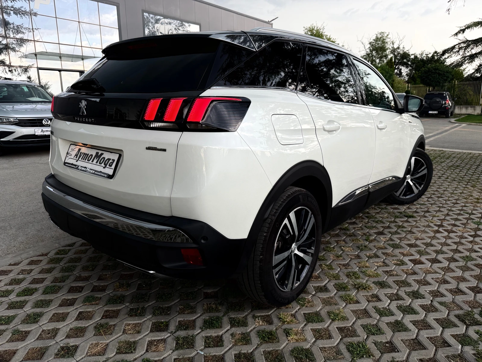 Peugeot 3008 1.5 GT LINE AVTOMAT - изображение 5