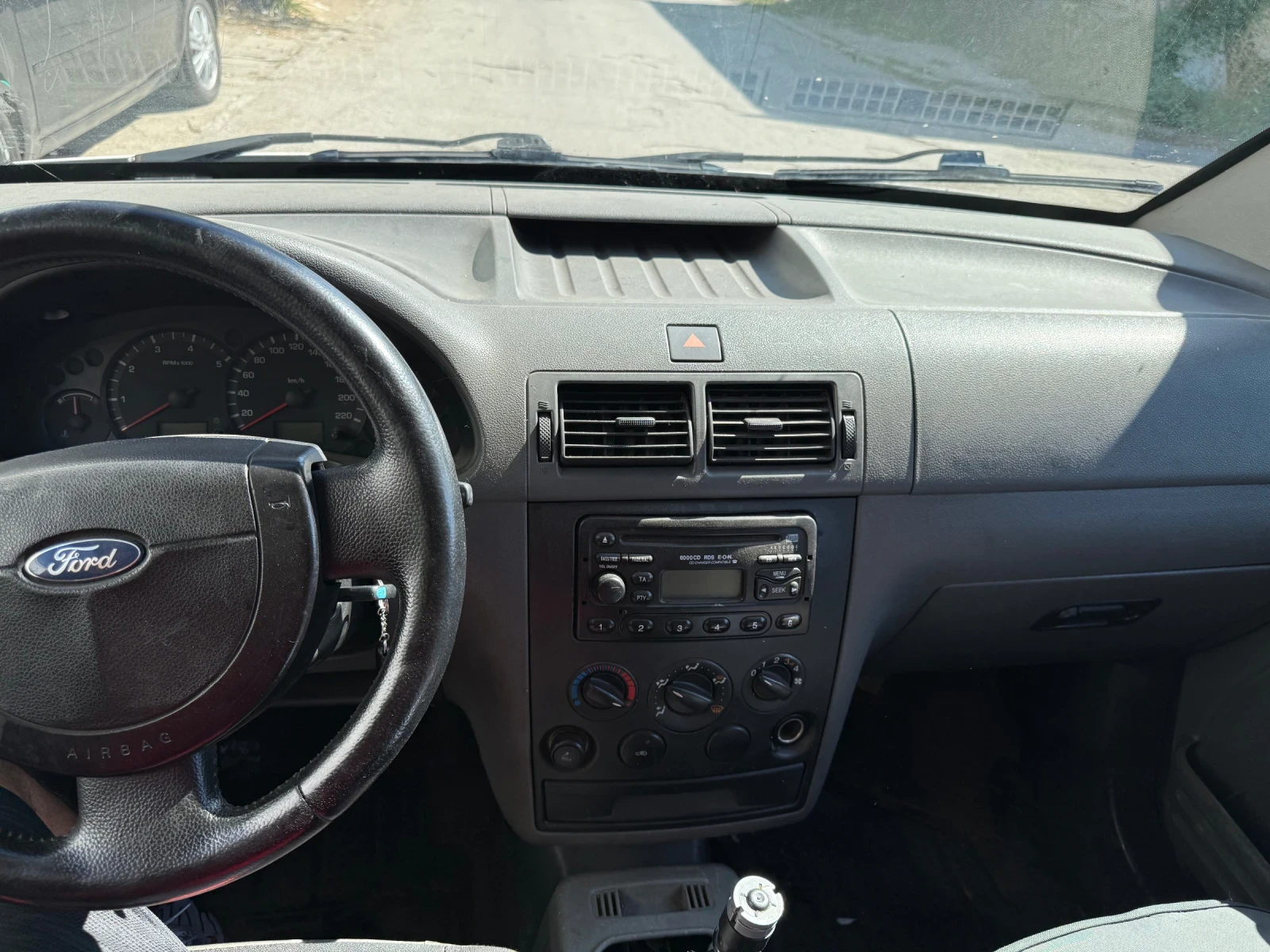 Ford Connect  - изображение 7