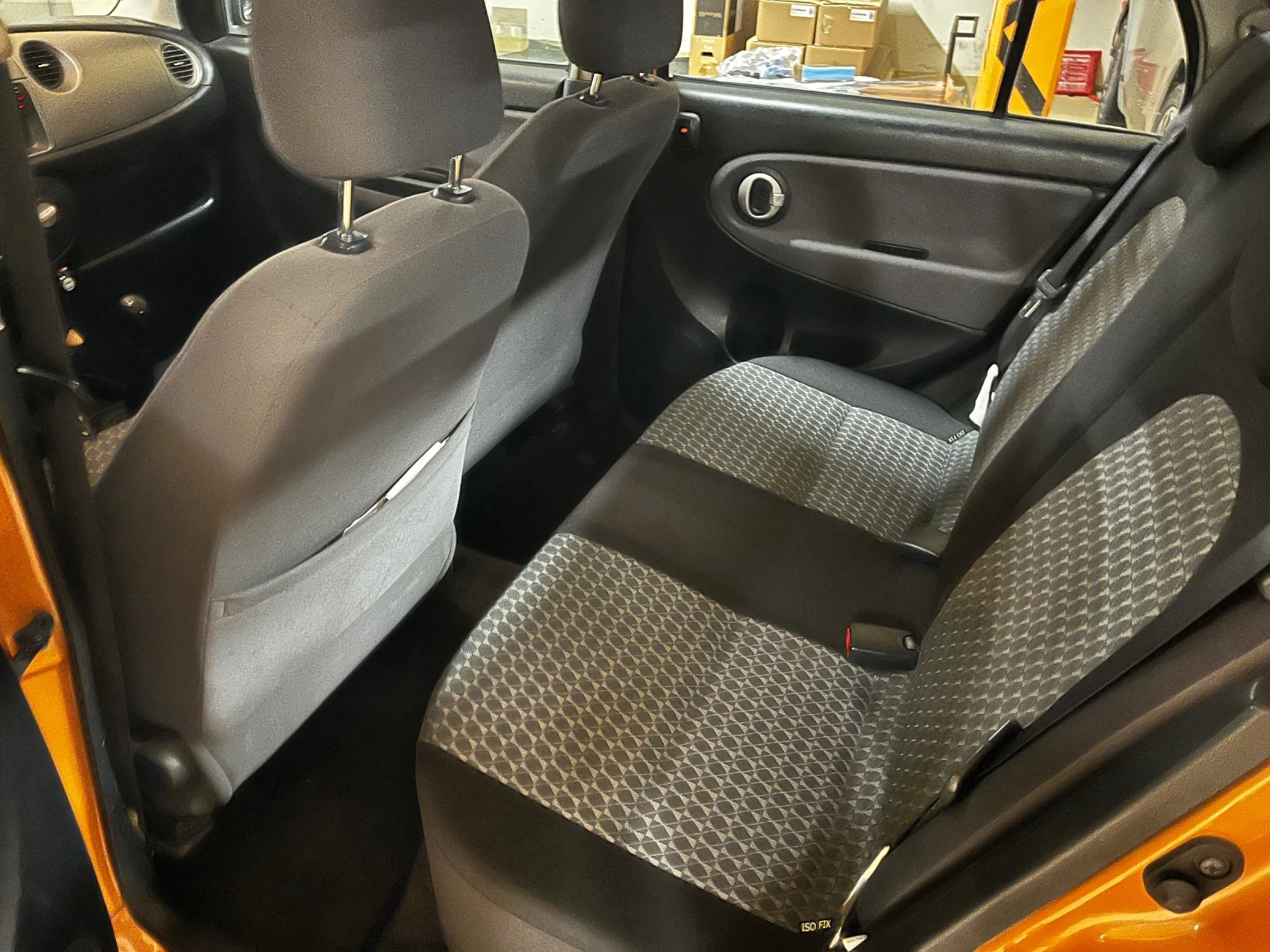 Daihatsu Trevis 1.0 бензин - изображение 7