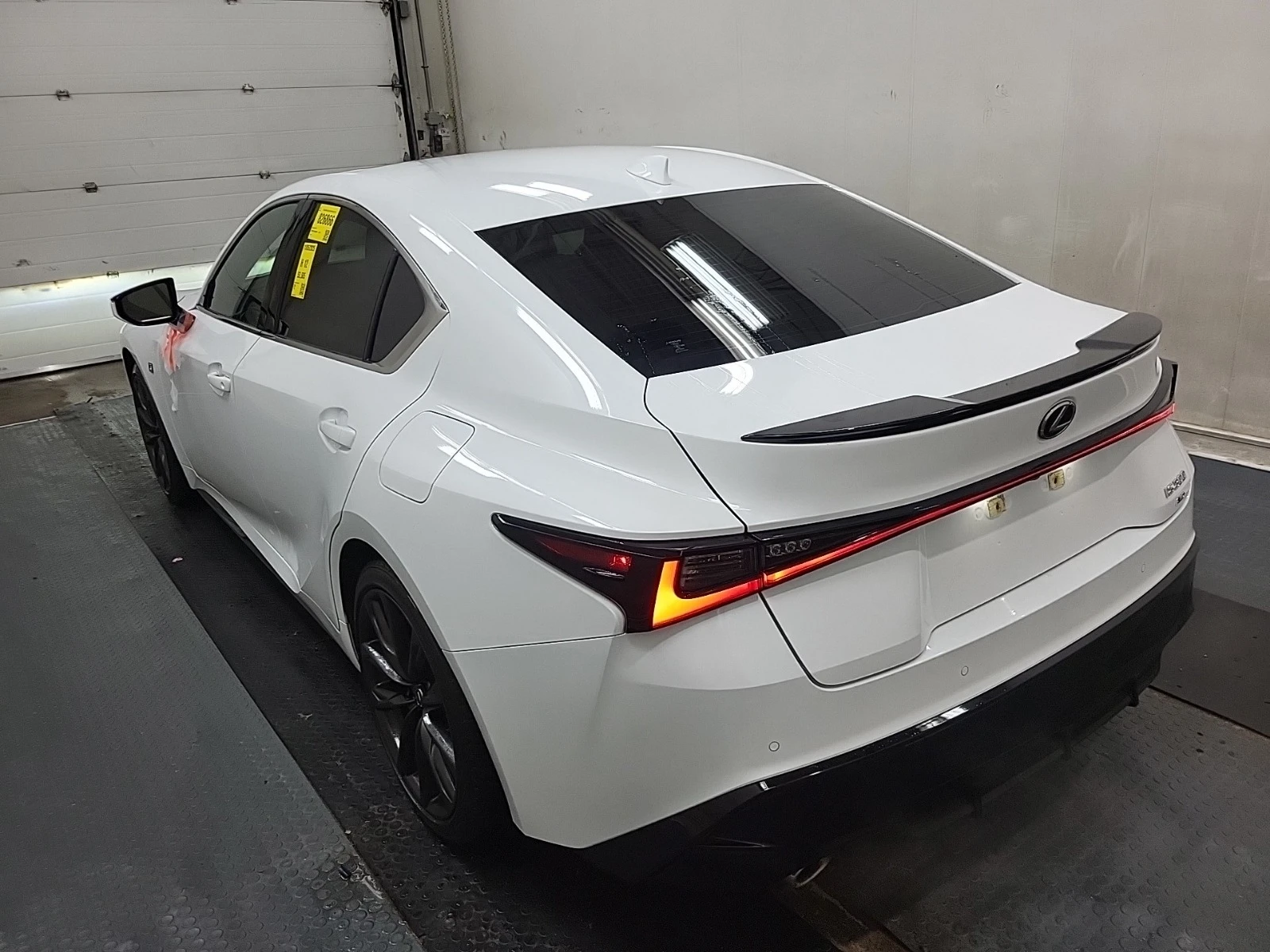 Lexus IS 350 F-SPORT * * CARFAX * *   * *  | Mobile.bg   5