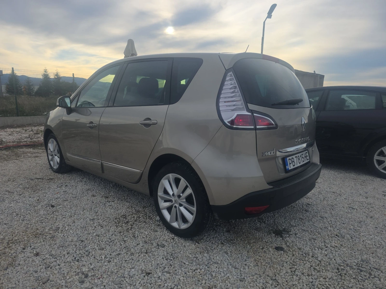 Renault Grand scenic 1.5DCI X.MOD keiles.Navi - изображение 3