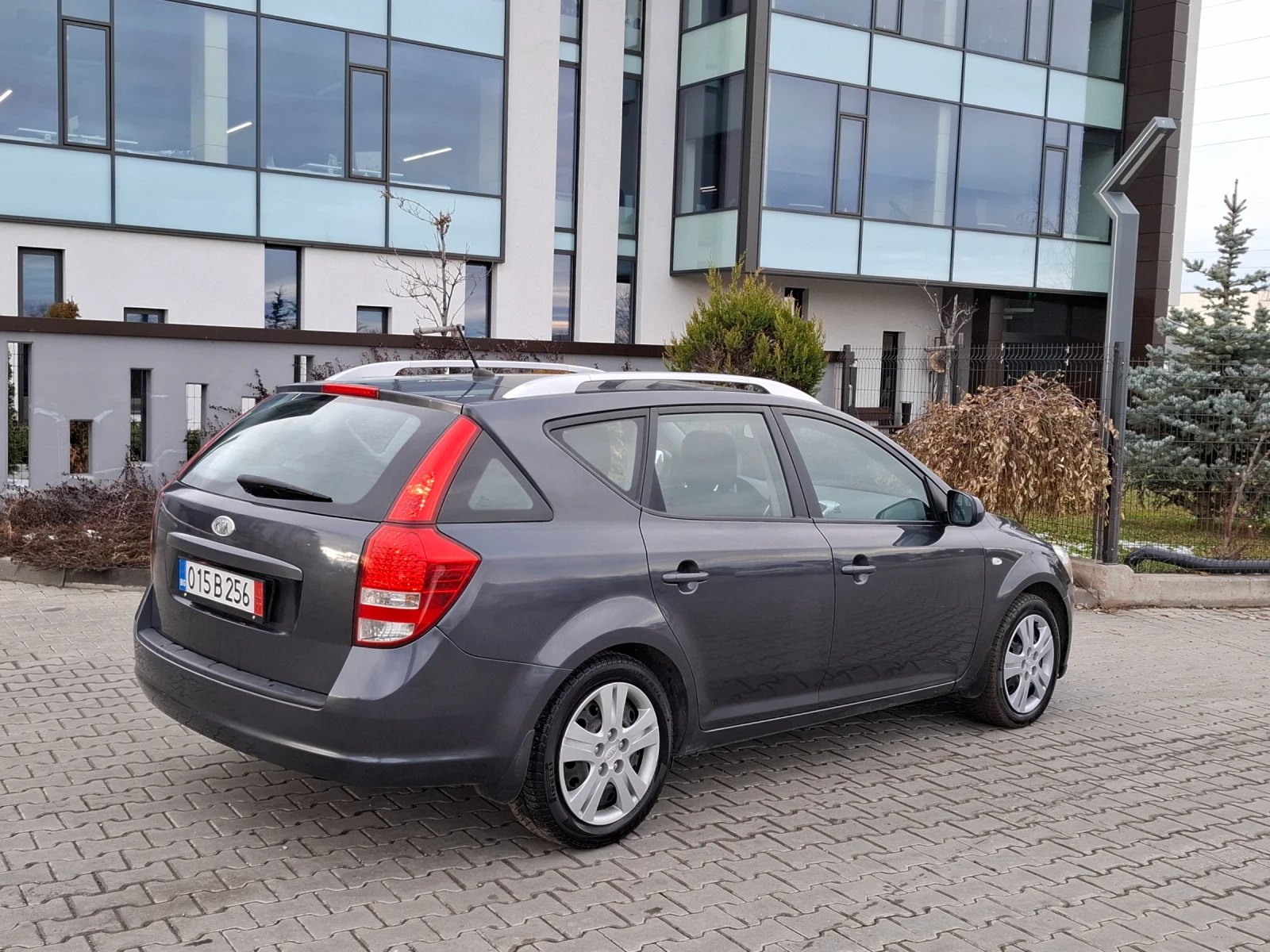 Kia Ceed 1.6CRDI* (116��)* FACELIFT* ��� ����* *  | Mobile.bg � ����������� 7