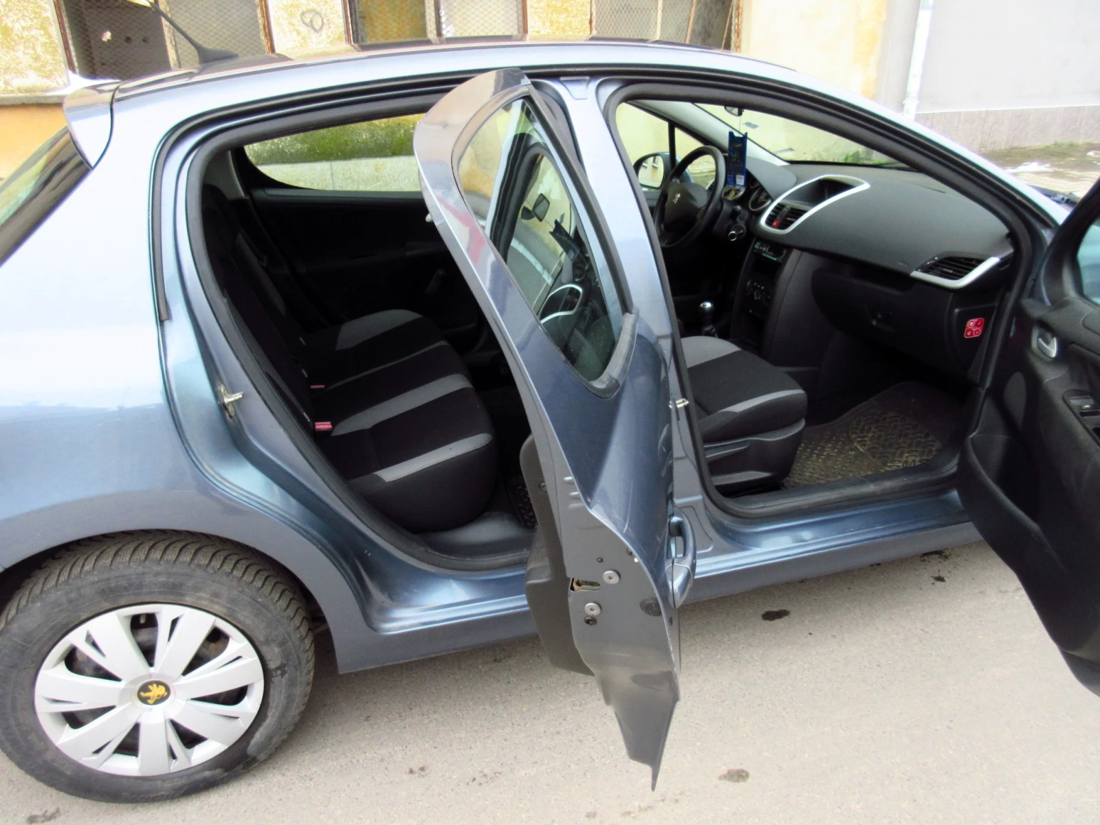 Peugeot 207 1.4 HDI Facelift | Mobile.bg � ����������� 7