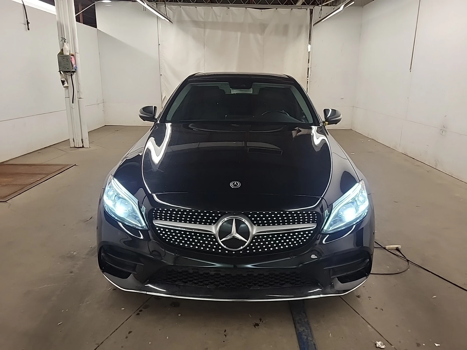 Mercedes-Benz C 300 4MATIC Sedan * CARFAX*  | Mobile.bg � ����������� 6